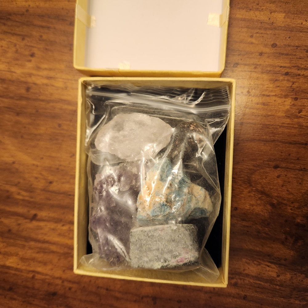 Assorted Gemstone Collection - Picture 3 of 6